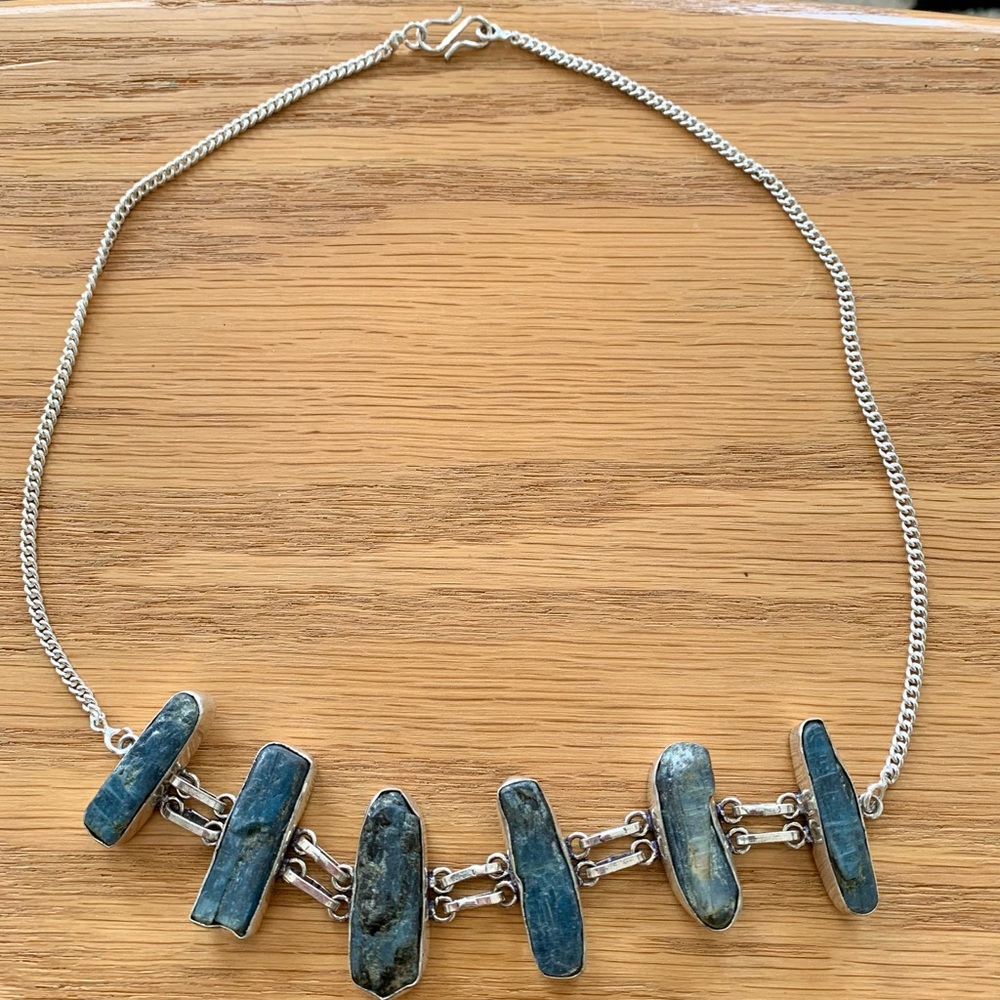 Silver 9.25 Labradorite Stone Necklace